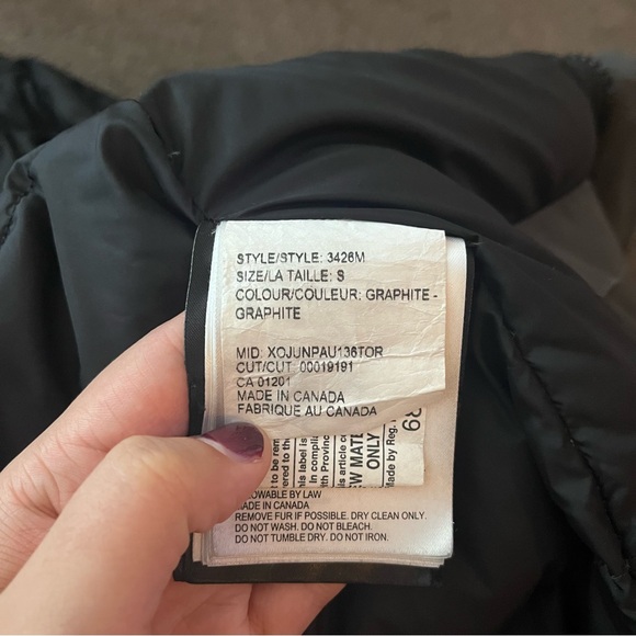 Canada Goose Men’s Down Chateau Parka - Picture 8 of 16